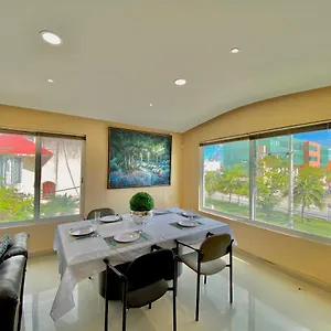 Cálido Y Moderno En La Entrada De La Zona Hotelera Apartamento Cancún