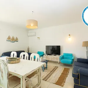 C13 - Ameijeira Apartment